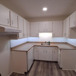 Immeuble - 1765 Rue Des Boisés Joli 4 Et Demi Près De L'Université De Sherbrooke - Photo 2