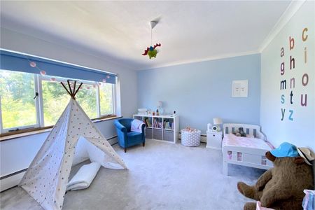 4 bedroom detached house to rent - Photo 4