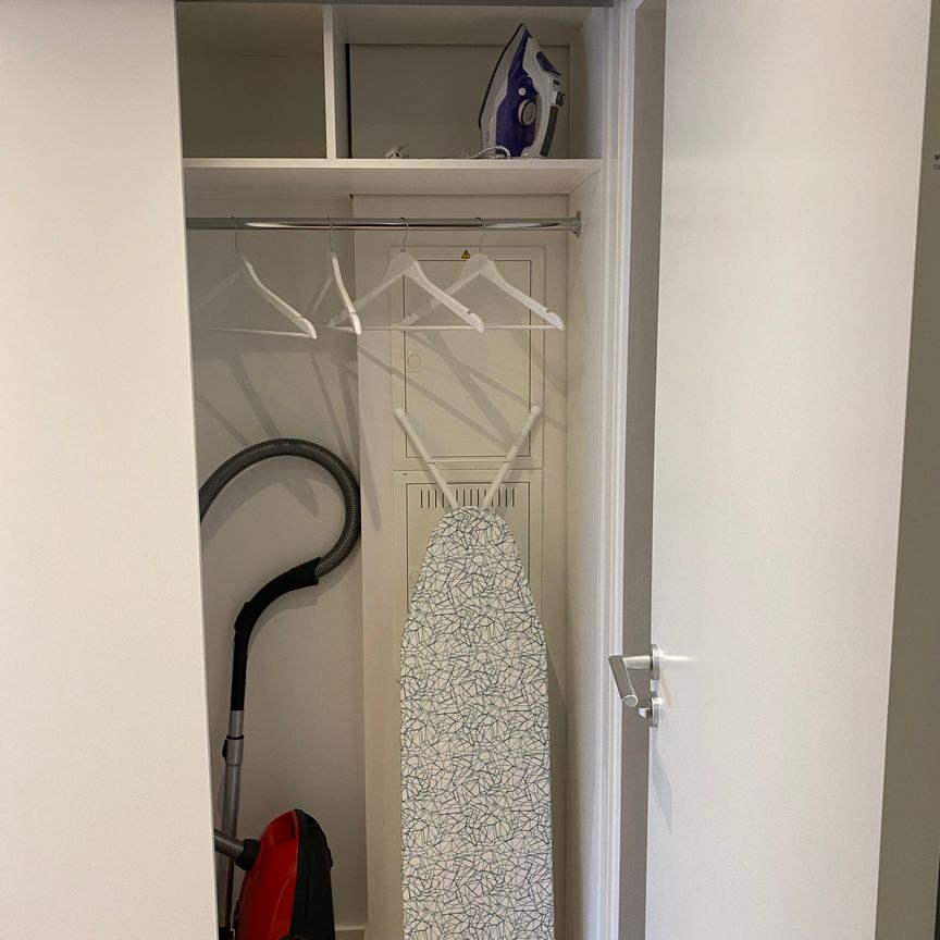 Flyginfarten, Järfälla - Foto 1