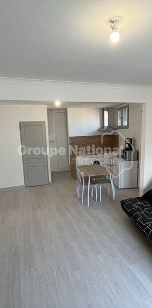 NIMES - CROIX DE FER, - Photo 1