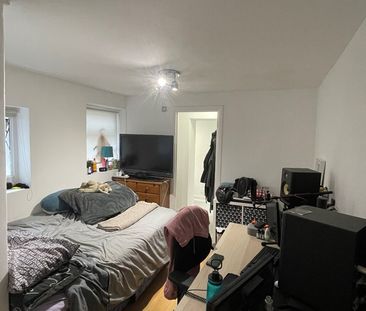 Room in a Shared House, Sackville Road, BN3 - Photo 6