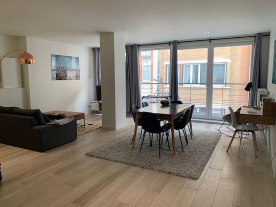 Flat - for rent - Photo 1