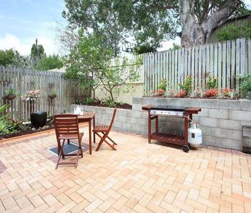 6/29 Halstead Street, Coorparoo QLD 4151 - Townhouse For Rent | Domain - Photo 4