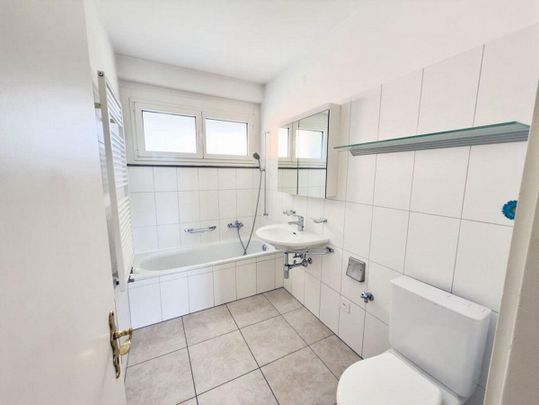 Grosse 4.5-Zimmer-Wohnung zur Miete - Via San Jorio, Locarno | Ampio appartamento 4.5 locali in affitto - Via San Jorio, Locarno - Foto 1