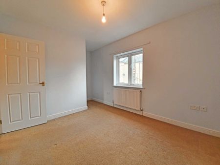 Fairfield Hill, Stowmarket - Photo 2