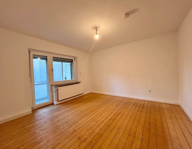 Großzügige 2,5-Zimmerwohnung im Altbaustil - Foto 1