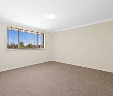 2/185 Gertrude Street, Gosford NSW 2250 - Photo 2