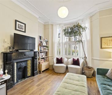 4 bedroom end of terrace house to rent - Photo 6