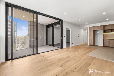 Modern Elegance in Near New Luxury Unit Complex | 1-Bedroom - SPECTACULAR VIEWS from rooftop communal area - Photo 2