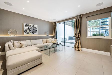 4 bedroom terraced house to rent - Photo 5