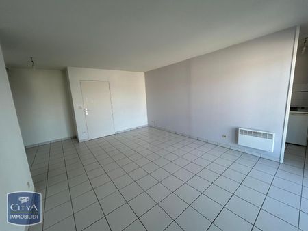 Location Appartement 3 pièces 55m² COGNAC 16100 - Photo 2