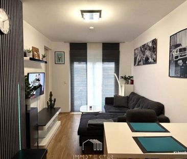 STADTNAH WOHNEN, ENTSPANNT LEBEN: 2-Zimmer-Wohnung mit überdachtem ... - Photo 1