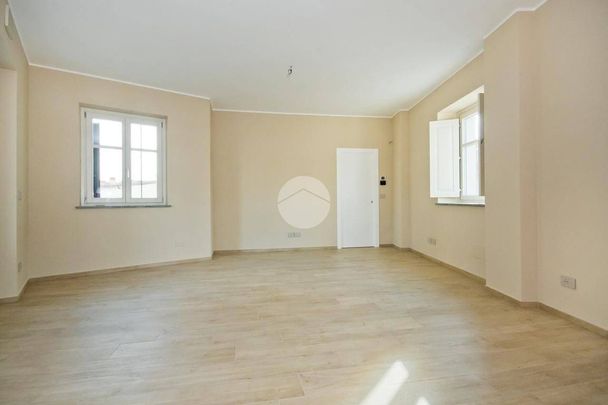 Bilocale via Veneria 27, Centro, Bra - Photo 1