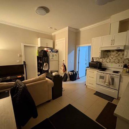 1 bedroom ground-level suite for rent in Cedar Hills, Surrey - Photo 1