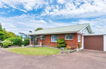 Unit 1, 7 Gerald Stokes Avenue, Helensville, - Photo 2