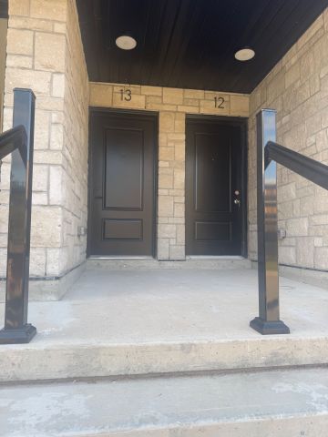 For Lease - 2 Slessor Boulevard Unit# 13, Grimsby, Ontario - Photo 2