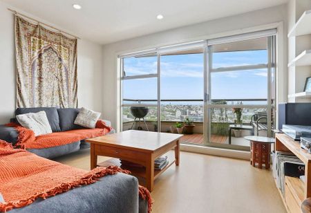 Central Auckland 2BR Gem w/ Balcony! - Photo 3