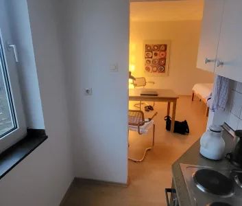 Kleines Apartment in guter Lage Rüttenscheids - Foto 1