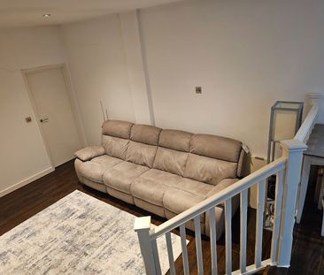1 Bed Flat, North End Road, SW6 - Photo 5