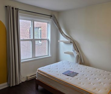 For Lease - 6 Stavebank Road Unit# 2, Mississauga, Ontario - Photo 2