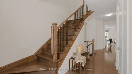 Property For Lease | W9272277 - Photo 4