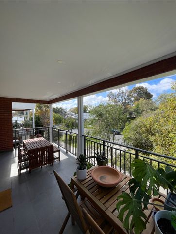 Kensington - Photo 3