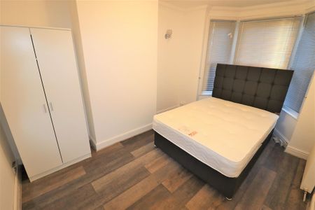 5 bedroom terraced house to rent - Photo 5