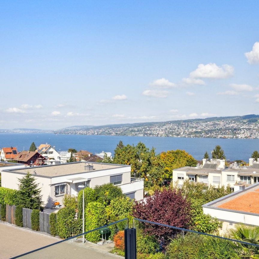 3.5-Zimmer-Terrassenwohnung mit Traumaussicht - Photo 1