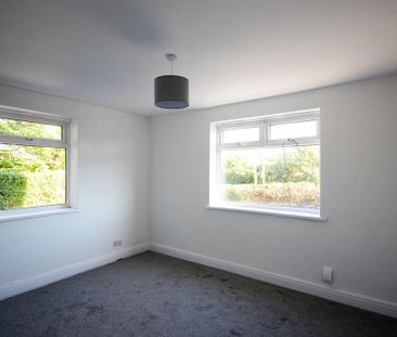 2 bedroom semi-detached house to rent - Photo 2