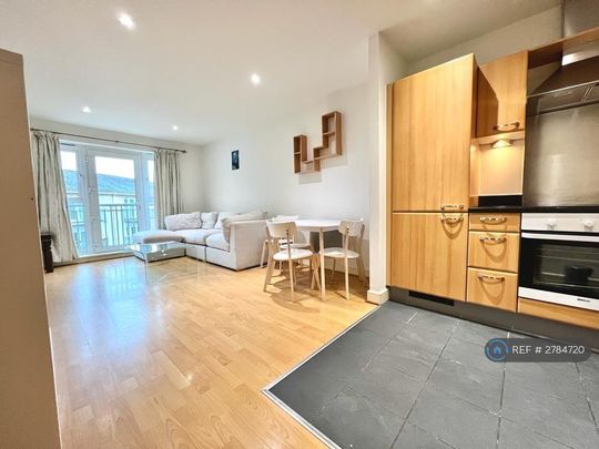 1 bedroom flat to rent - Photo 1
