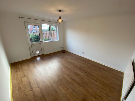 2 bedroom house to rent - Photo 1