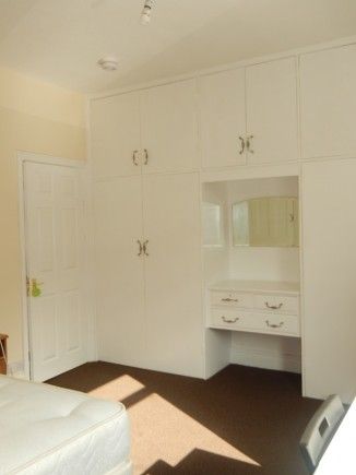 4 Bed Terrace house Ventnor Street - Photo 5