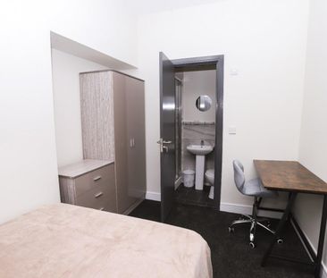 5 bedroom House To Let Total Size: 1098 SQ FT - Photo 5