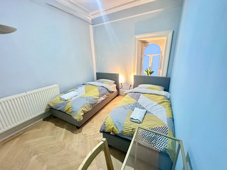 6 Bed Flat, Paddington, NW1 - Photo 3