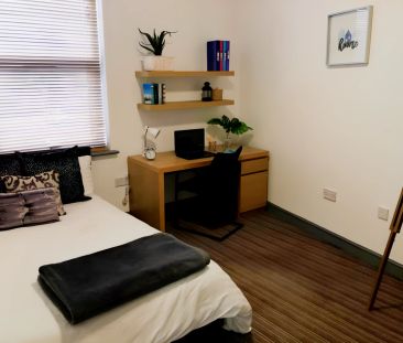 Two Bedroom Apartment - Photo 4