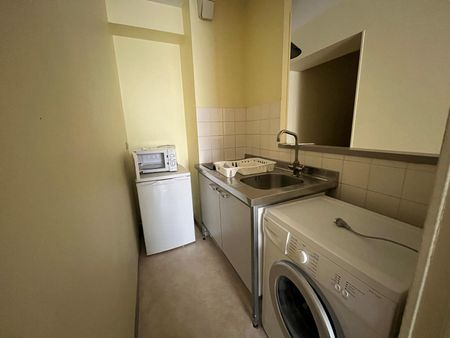 APPARTEMENT T1 27M - Photo 2