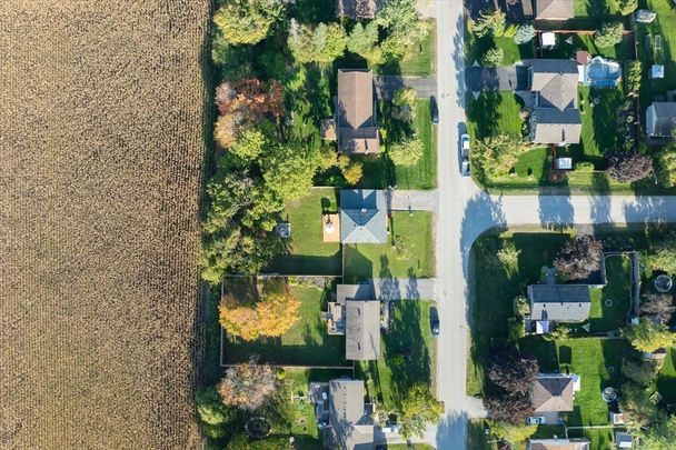 For Lease - 261 Nelson Crescent, Innisfil, Ontario - Photo 1