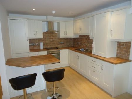 19 Roscarrig, Sligo Road, Enniskillen, BT74 7AZ - Photo 3