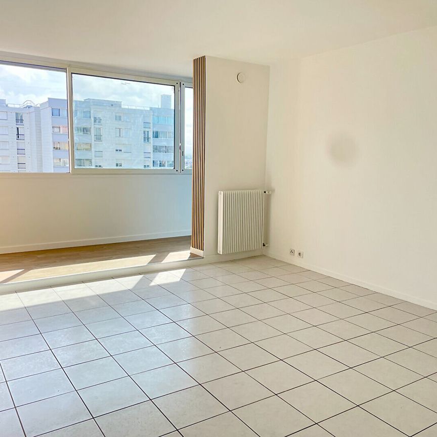 APPARTEMENT T3 - SAINT PIERRE DES CORPS - Photo 1