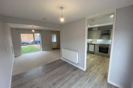 Walnut Close, RAF Lakenheath, BRANDON - Photo 4