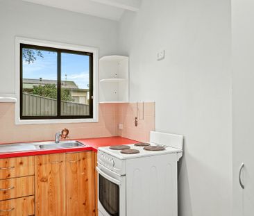 Perfect First Home! - Photo 5