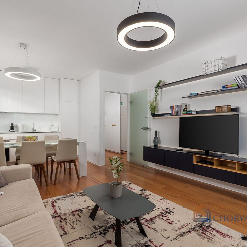 Pronájem bytu 2+kk 95 m² - Photo 1