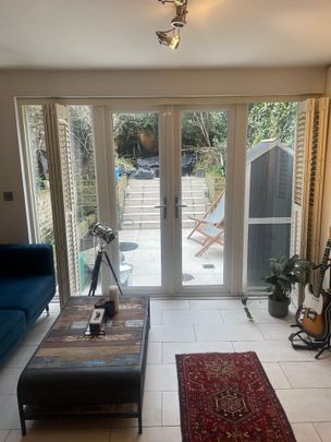 1 Bed Flat, Camden Road, NW1 - Photo 1