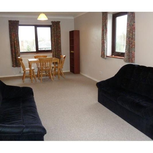 2 bedroom flat to rent - Photo 1