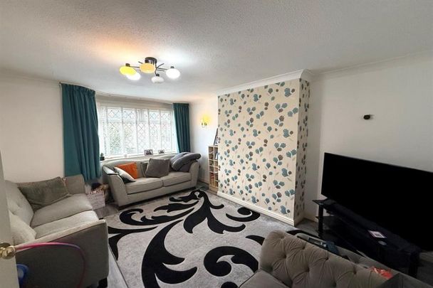 3 Bedroom Semi Detached To Let - Photo 1