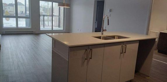 2 CH - 2 SDB - Laval - $2,375 /mo - Photo 2