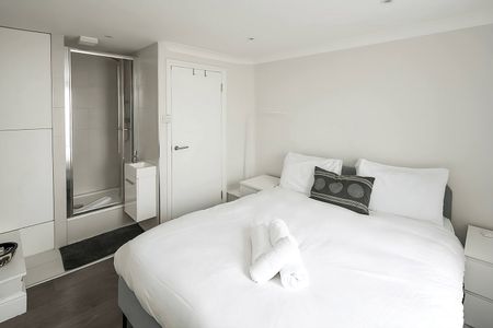 2 Bed Flat, Bethnal Green Road, E2 - Photo 4