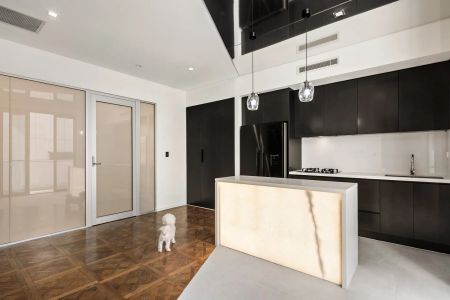 Boutique Living in the Heart of Balmain - Photo 2