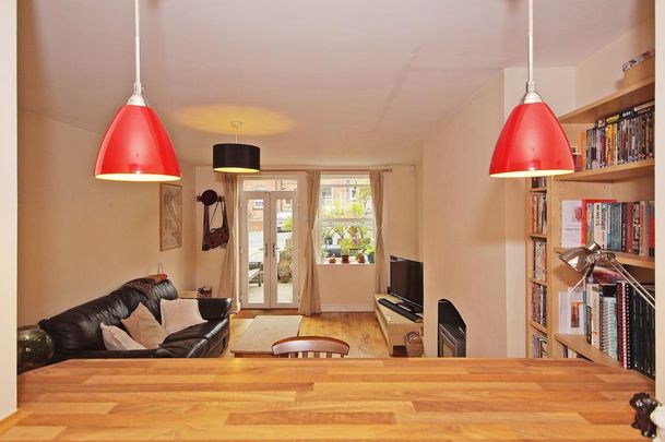 1 bedroom ground floor flat to rent - Photo 1