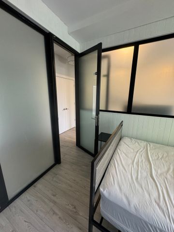 240 Blackburn - Photo 4